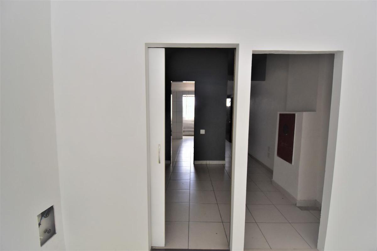 Andar, São José, 0 Quarto, 1 Vaga