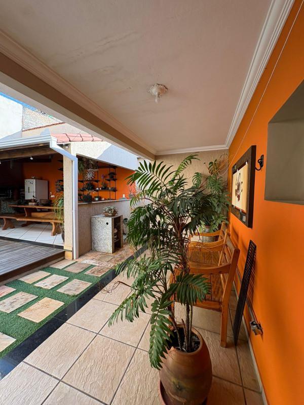 Casa, Barreiro, 3 Quartos, 2 Vagas, 1 Suíte