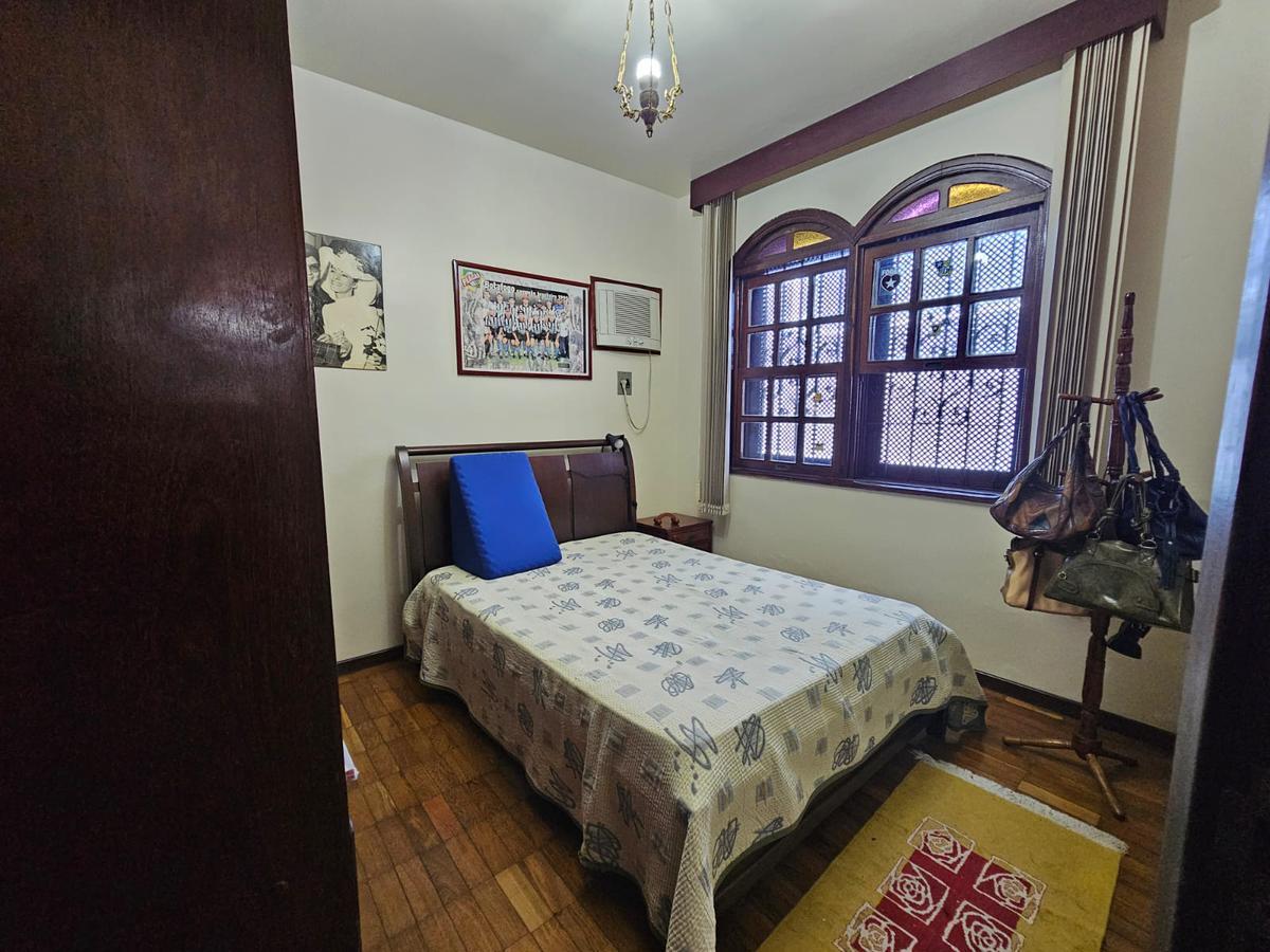 Casa, Jardim América, 4 Quartos, 4 Vagas, 2 Suítes