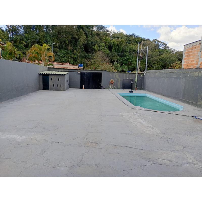 Casa, Bandeirinhas, 2 Quartos, 1 Suíte