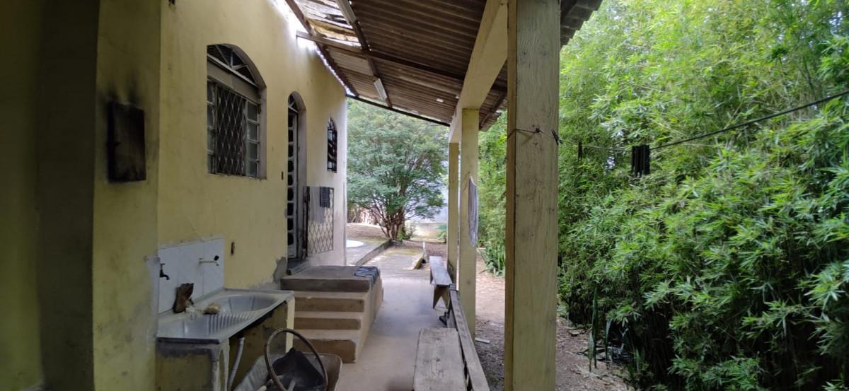 Casa, Pedra Azul, 2 Quartos, 10 Vagas