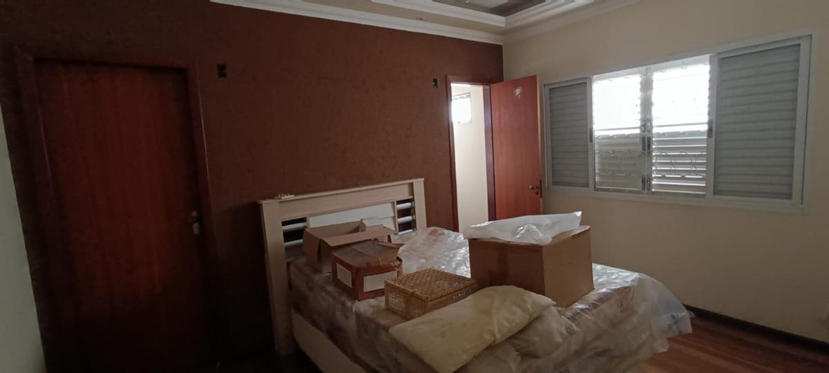 Casa, Milanez, 6 Quartos, 6 Vagas, 1 Suíte