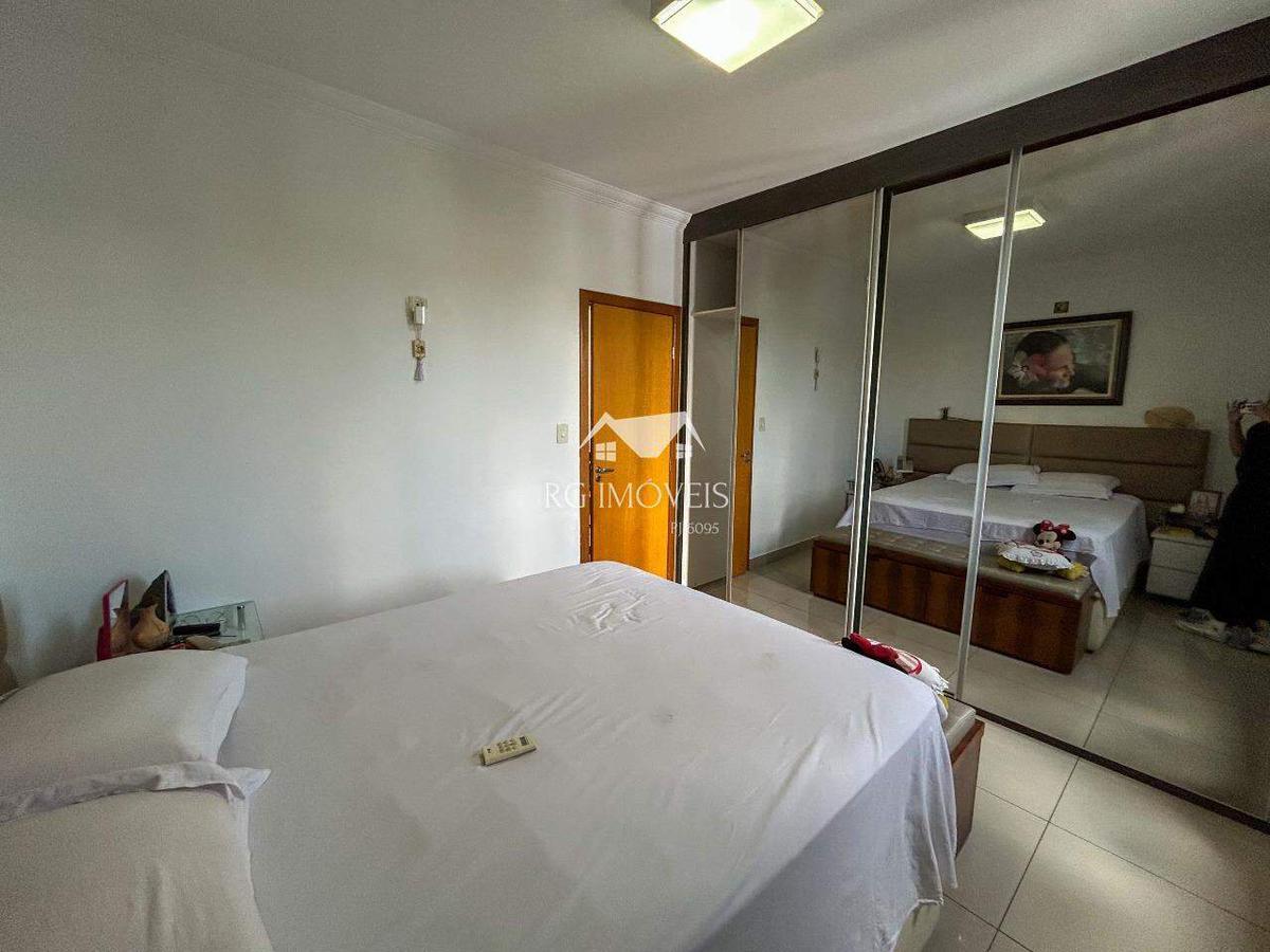 Cobertura, Amazonas, 4 Quartos, 4 Vagas, 2 Suítes