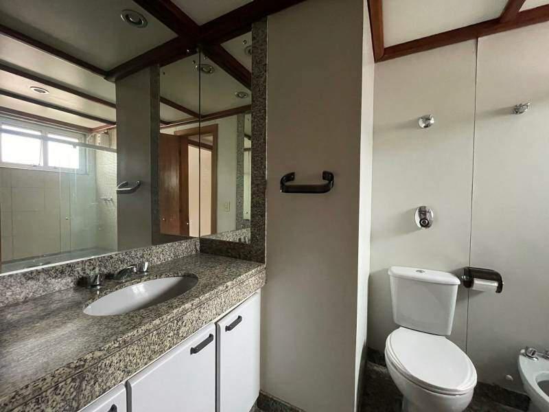 Apartamento, Funcionários, 4 Quartos, 2 Vagas, 1 Suíte