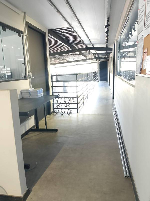 Sala, Cidade Nova, 0 Quarto, 10 Vagas