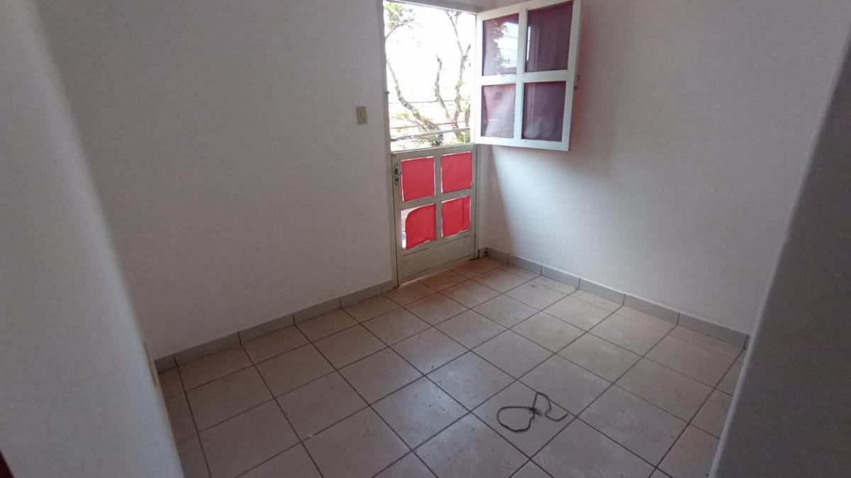 Casa, Centro, 3 Quartos, 0 Vaga