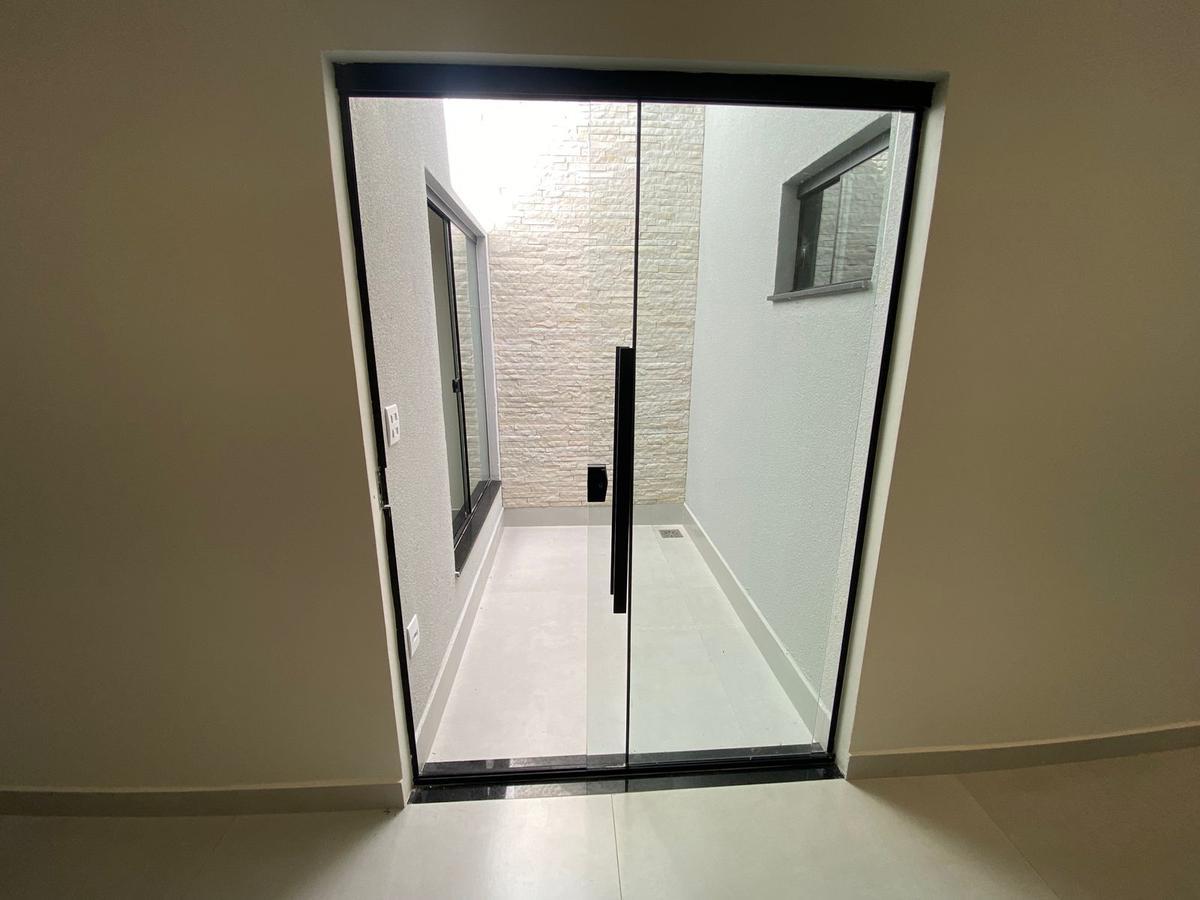 Casa, Jardim Europa, 3 Quartos, 4 Vagas, 1 Suíte