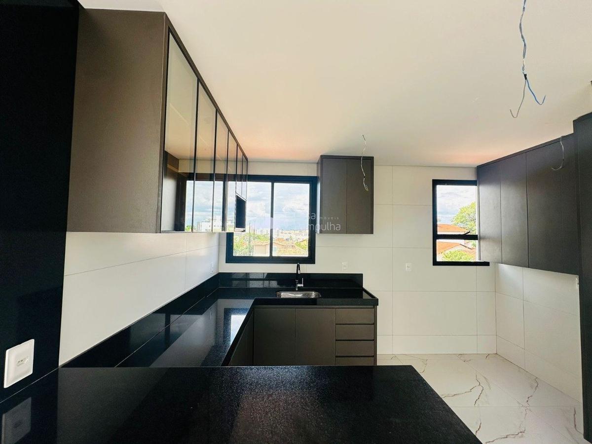 Apartamento, Planalto, 4 Quartos, 2 Vagas, 2 Suítes