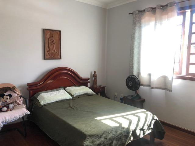 Casa, Castelo, 4 Quartos, 4 Vagas, 1 Suíte