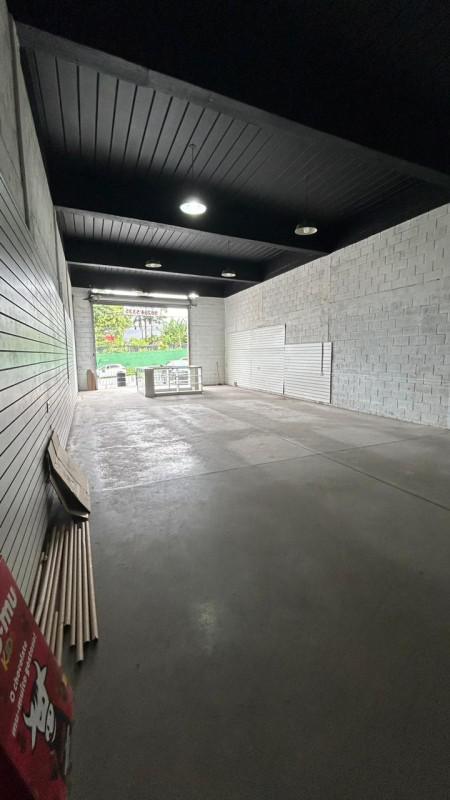 Galpão, Jardim Laguna, 0 Quarto, 3 Vagas