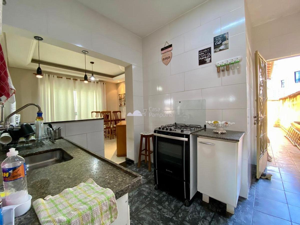 Casa, Planalto, 3 Quartos, 2 Vagas, 1 Suíte