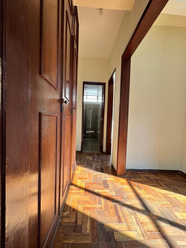 Apartamento, Sagrada Família, 2 Quartos, 1 Vaga
