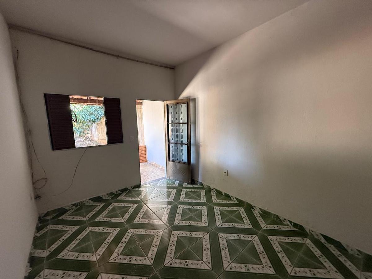 Casa, Jardim Primavera L, 2 Quartos, 4 Vagas, 1 Suíte