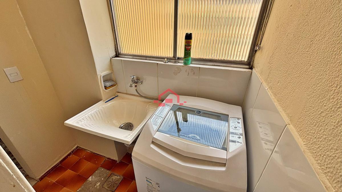 Apartamento, Centro, 2 Quartos, 0 Vaga