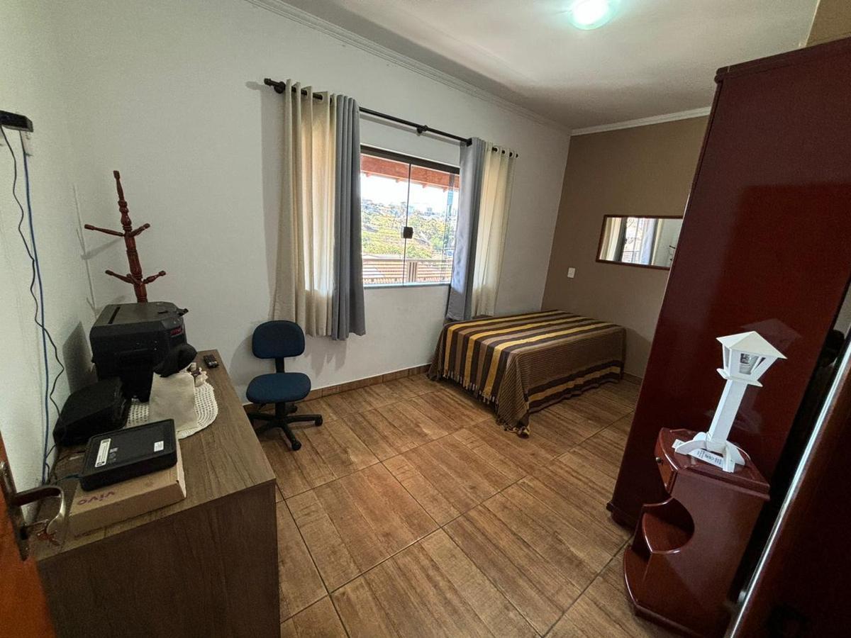 Casa, Parque das Américas, 3 Quartos, 4 Vagas, 1 Suíte