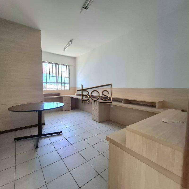 Prédio, Coração de Jesus, 0 Quarto, 2 Vagas, 24 Suítes