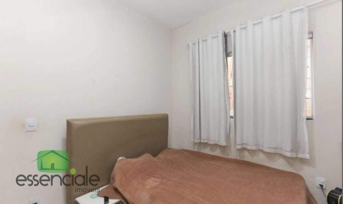Casa, Industrial, 3 Quartos, 4 Vagas, 1 Suíte