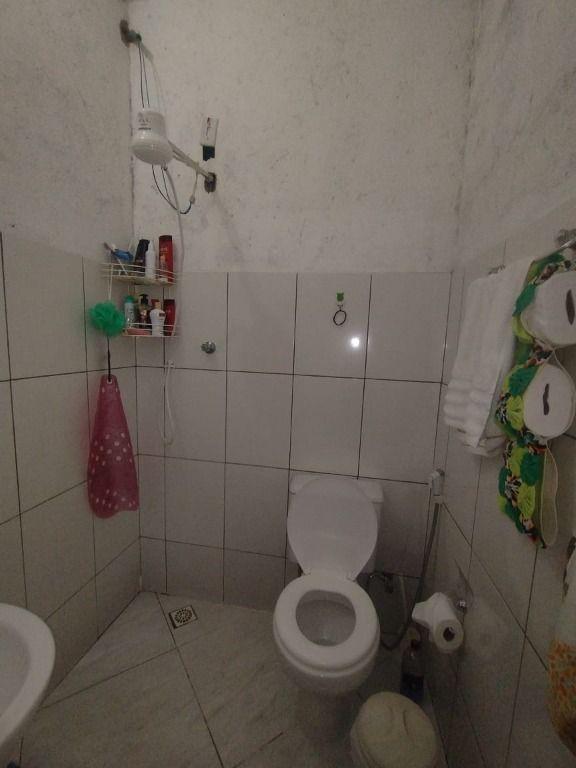 Casa, Nações Unidas, 4 Quartos, 2 Vagas, 1 Suíte