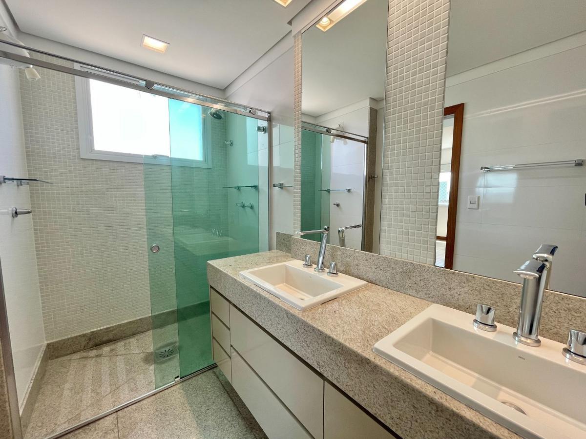 Apartamento, São José, 4 Quartos, 4 Vagas, 4 Suítes