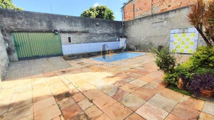 Casa, Santa Terezinha, 3 Quartos, 4 Vagas, 1 Suíte