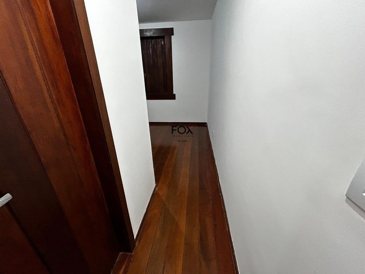 Casa, Santa Lúcia, 4 Quartos, 6 Vagas, 2 Suítes
