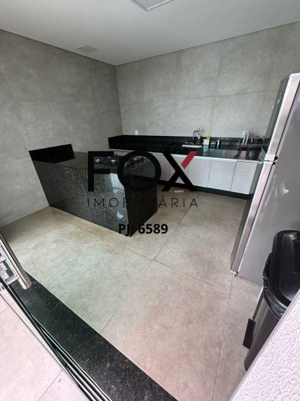 Apartamento, Sagrada Família, 3 Quartos, 2 Vagas, 1 Suíte