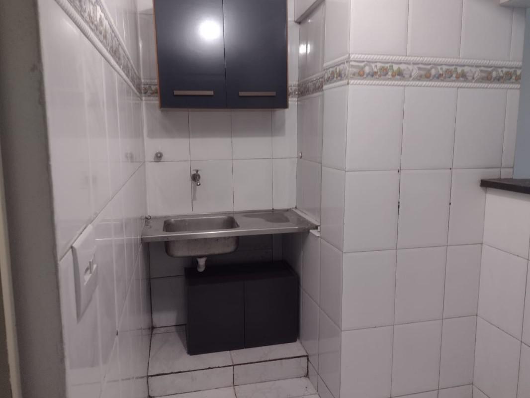 Quitinete, Barro Preto, 1 Quarto, 0 Vaga