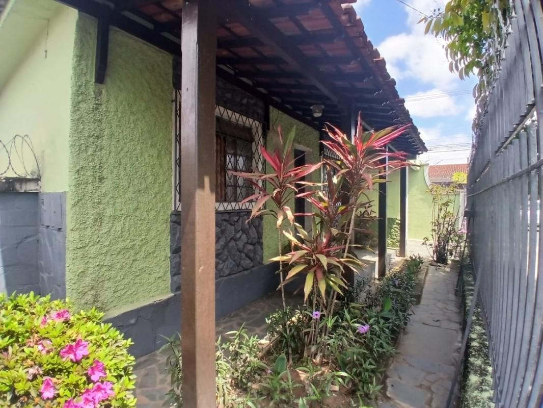 Casa, Planalto, 3 Quartos, 2 Vagas