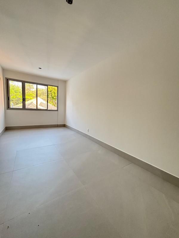 Apartamento, Sagrada Família, 3 Quartos, 2 Vagas, 1 Suíte