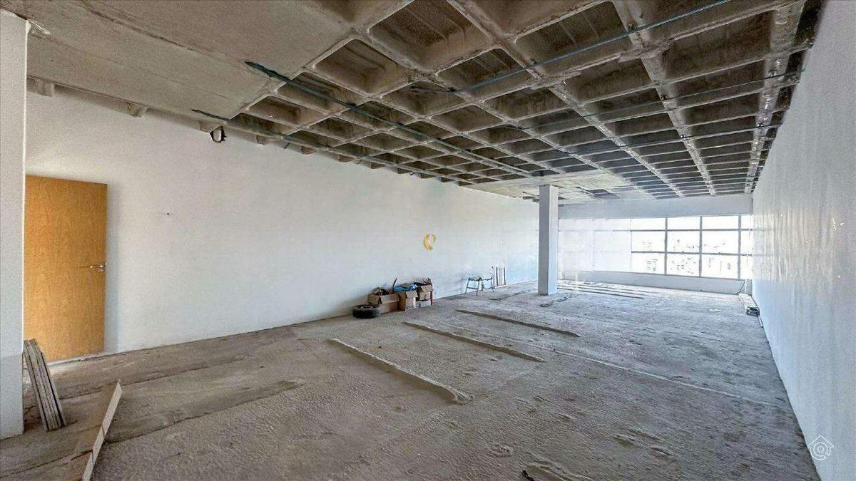 Andar, Estoril, 0 Quarto, 82 Vagas