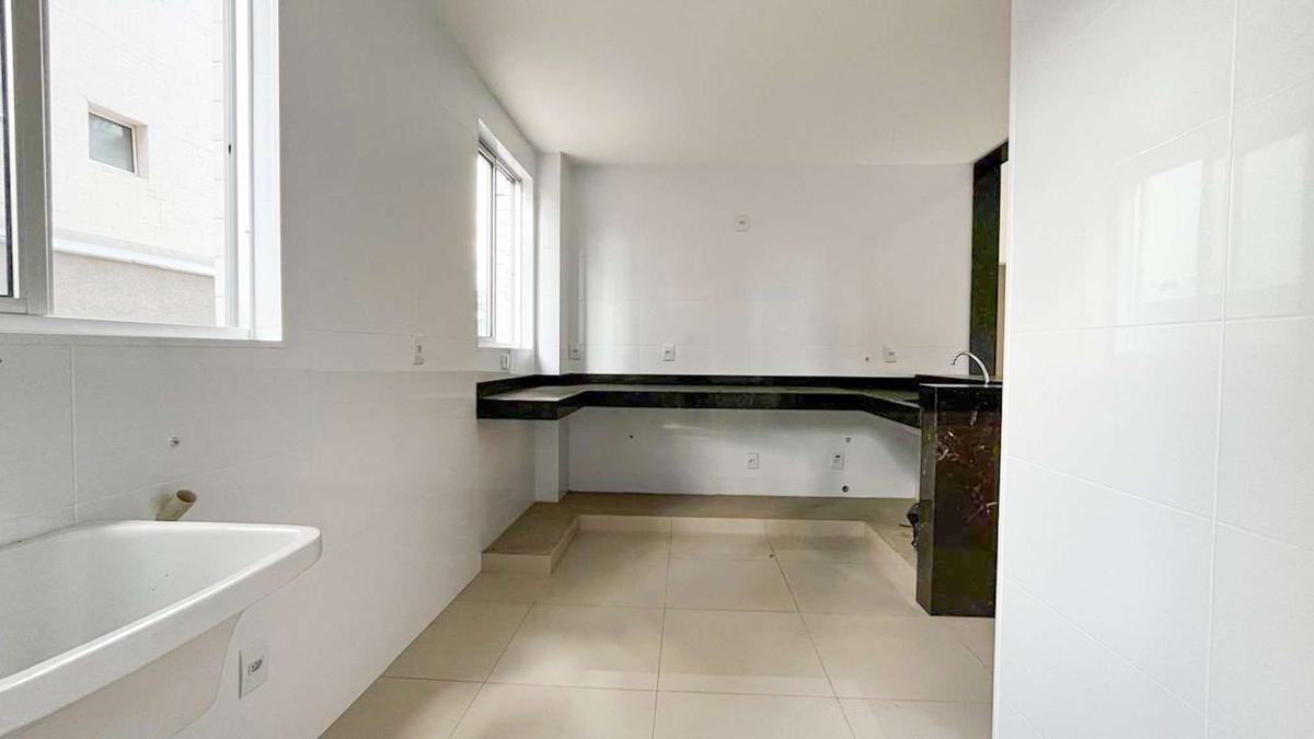 Apartamento, Vila Paris, 2 Quartos, 2 Vagas, 2 Suítes