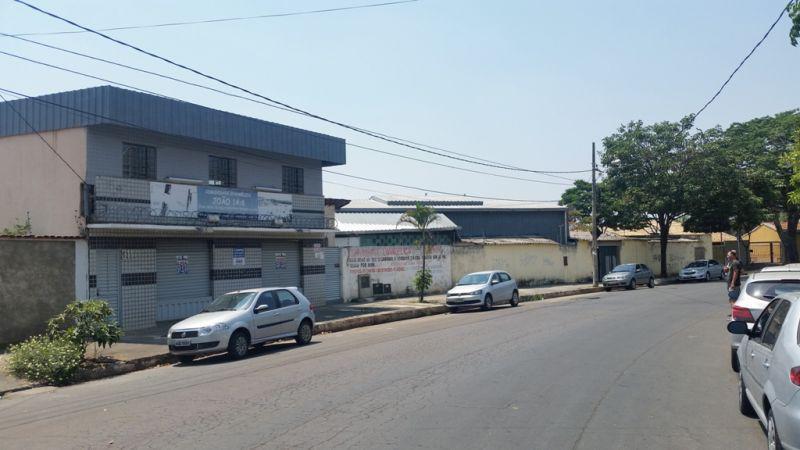 Galpão, Santa Mônica, 0 Quarto, 30 Vagas