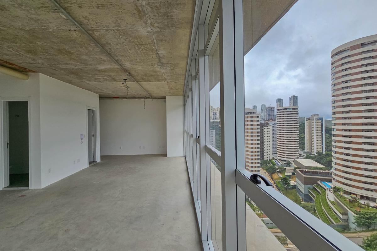 Sala, Vila da Serra, 0 Quarto, 0 Vaga