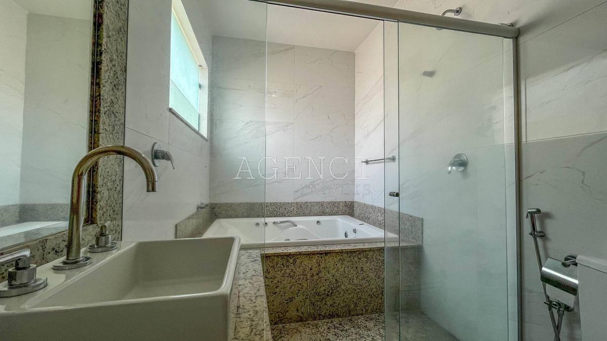 Casa, Bandeirantes (pampulha), 3 Quartos, 0 Vaga, 1 Suíte