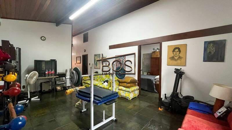 Casa, Santo Antônio, 8 Quartos, 3 Vagas, 2 Suítes