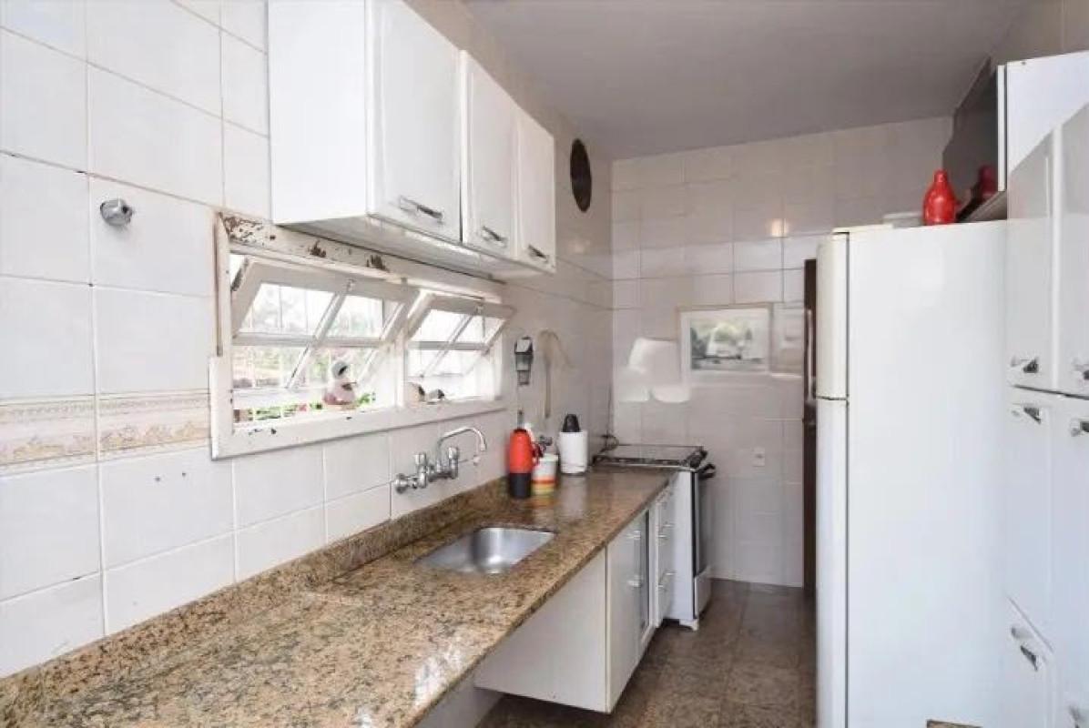 Casa, Camargos, 4 Quartos, 10 Vagas