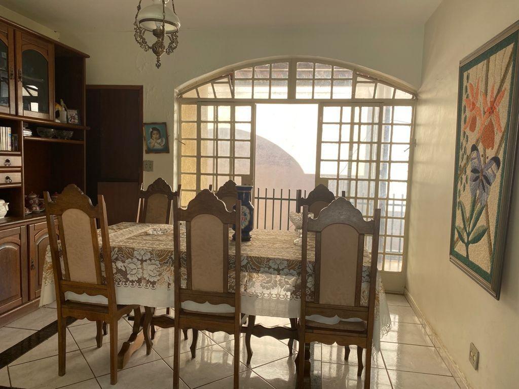 Casa, Sagrada Família, 3 Quartos, 5 Vagas, 1 Suíte