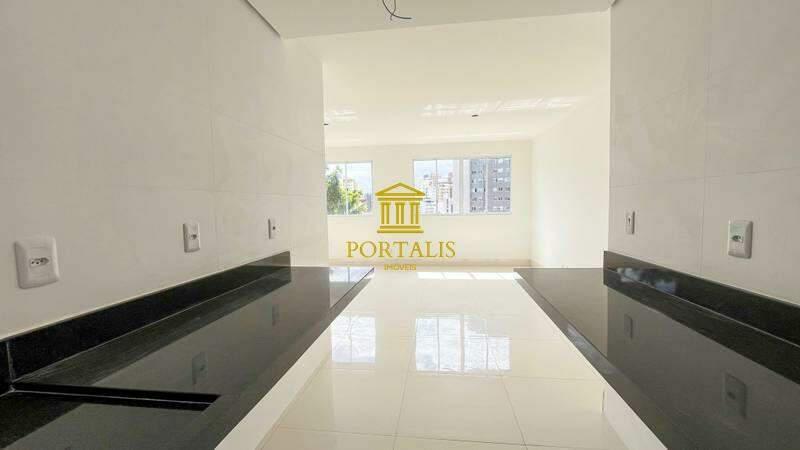 Apartamento, Vila Paris, 2 Quartos, 2 Vagas, 2 Suítes