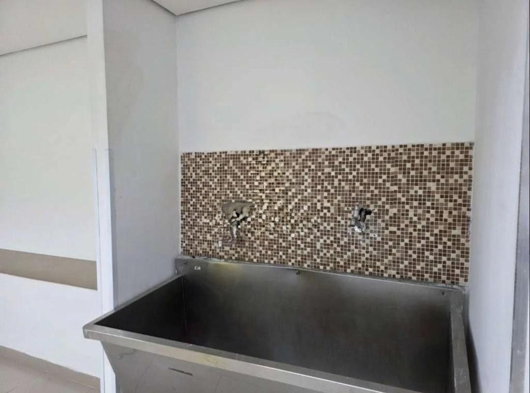Prédio, Barro Preto, 1 Quarto, 0 Vaga, 1 Suíte
