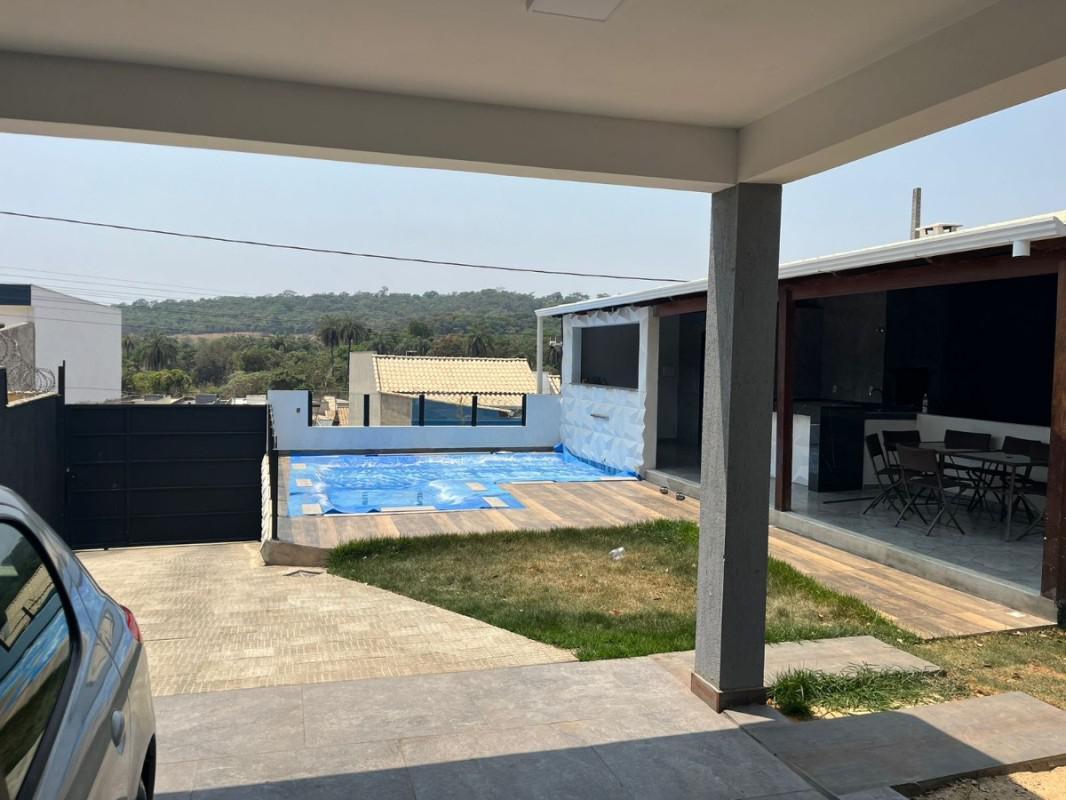Casa, Floresta Encantada, 3 Quartos, 5 Vagas, 1 Suíte