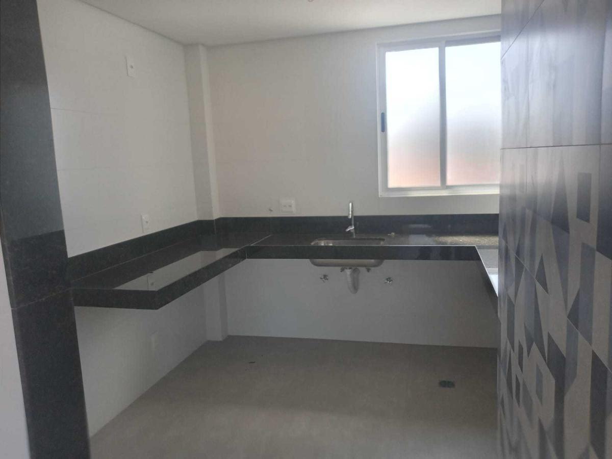 Cobertura, Padre Eustáquio, 3 Quartos, 2 Vagas, 1 Suíte