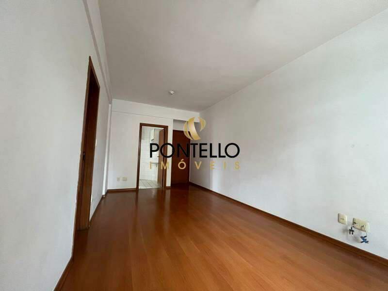 Apartamento, Estoril, 3 Quartos, 1 Vaga, 1 Suíte