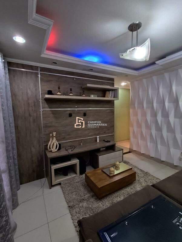 Casa Comercial, Vila Cristina, 3 Quartos, 2 Vagas, 1 Suíte