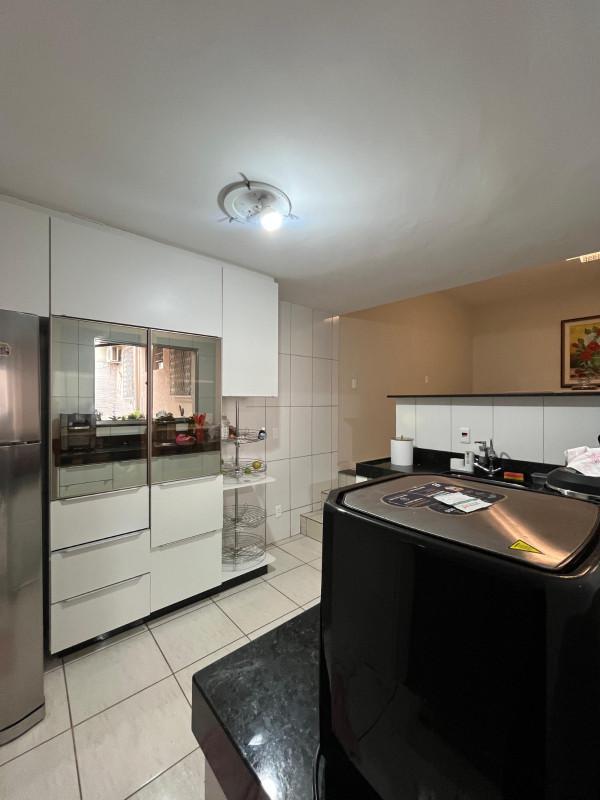 Casa, Tirol (barreiro), 4 Quartos, 3 Vagas, 1 Suíte
