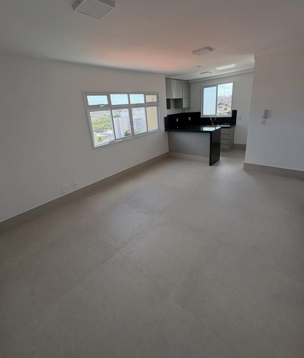 Apartamento, Esplanada, 2 Quartos, 1 Vaga, 1 Suíte