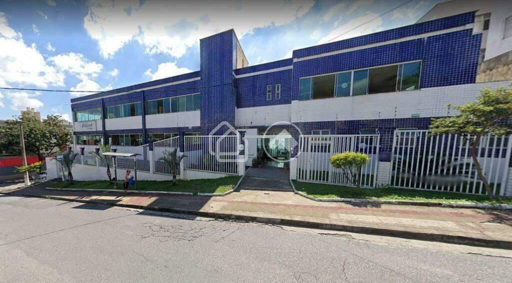Prédio, Santa Efigênia, 11 Vagas