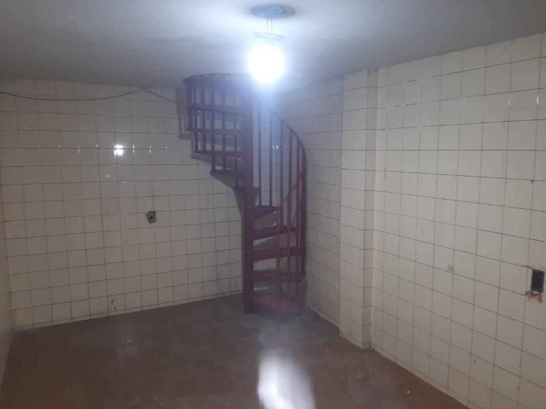 Andar, Carlos Prates, 0 Quarto, 0 Vaga