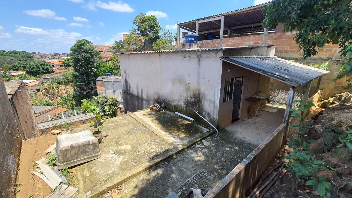 Casa, Jardim dos Comerciários, 2 Quartos, 2 Vagas