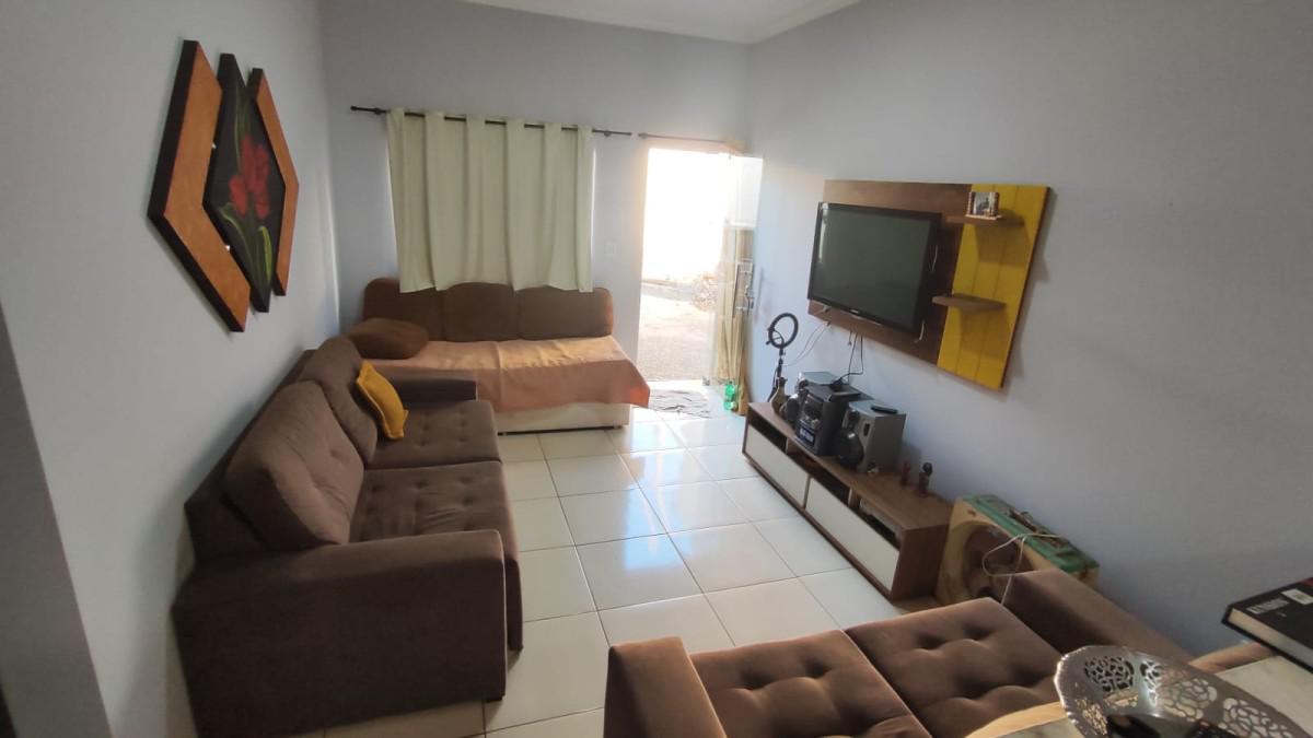 Casa, Fernão Dias, 3 Quartos, 5 Vagas, 1 Suíte