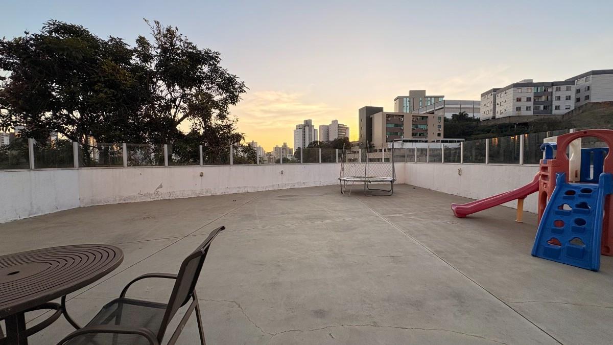 Apartamento, Estoril, 3 Quartos, 2 Vagas, 1 Suíte